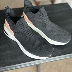 EXE Slip On Sneaker